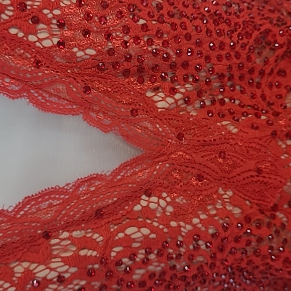Frank Lyman, red dress, plunging neckline, fully lined, lace, red rhinestones - Picture 4 of 10